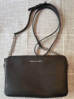 Michael Kors Jet Set Saffiano Leather Crossbody Bag - Black